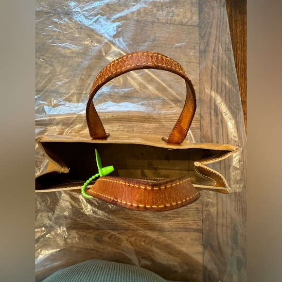 Louis Vuitton Tan and Brown Bag - Picture 6 of 7